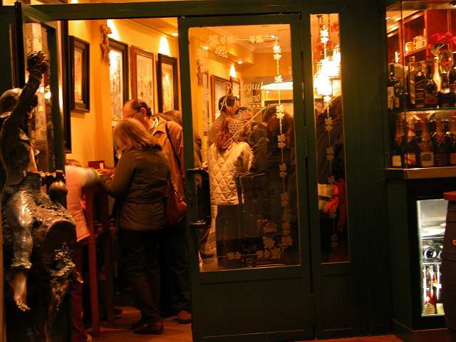 Séville - Noël 2005
Mots-clés: Seville