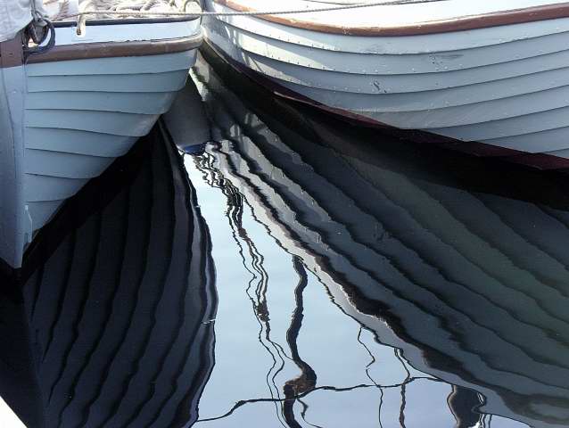 Flancs de bateaux typiquement vikings, Rosekilde - Danemark Août 2006
Mots-clés: Danemark