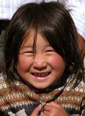 Enfant mongol
Petite fille pas timide du tout
Mots-clés: Mongolie