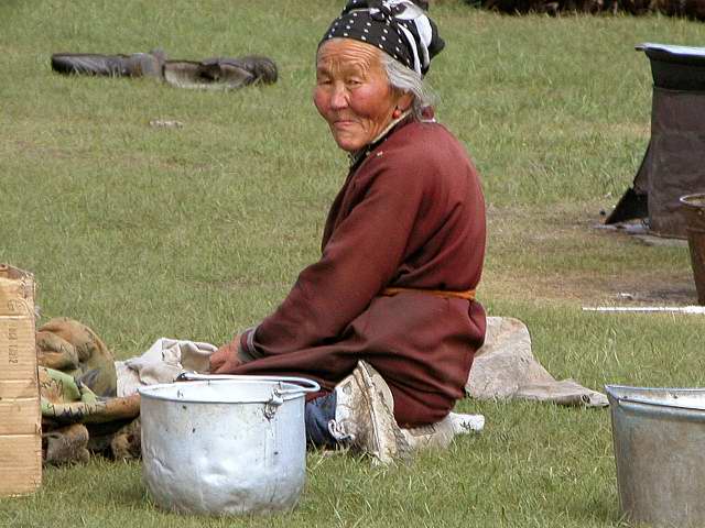 Vieille femme
Au milieu de nulle part
Mots-clés: Mongolie