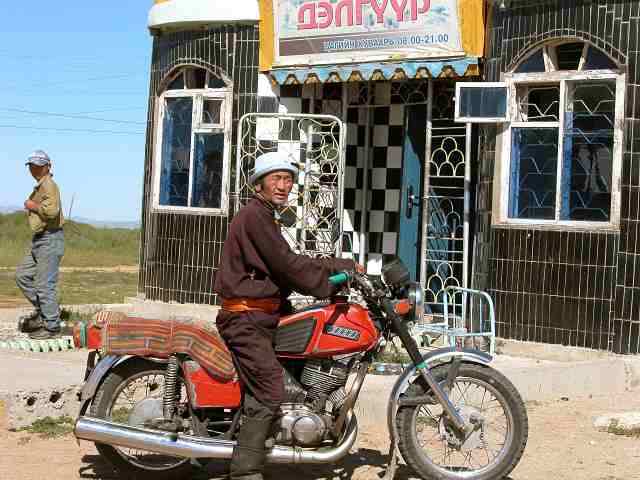 L'homme à la moto
Quelque part en Mongolie !
Mots-clés: Mongolie