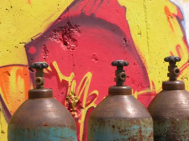 Jetée explosive Nessebar Bulgarie
Nessebar Bulgarie- Août 2004
Mots-clés: Bulgarie