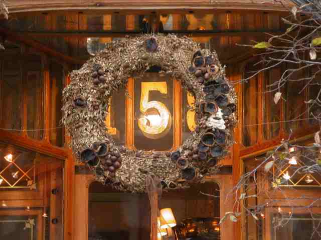 Déjà Noël ? Bruxelles
Bruxelles - Novembre 2004
Mots-clés: Bruxelles Belgique