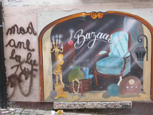 Devanture Bruxelles
Bruxelles - Novembre 2004
Mots-clés: Bruxelles Belgique