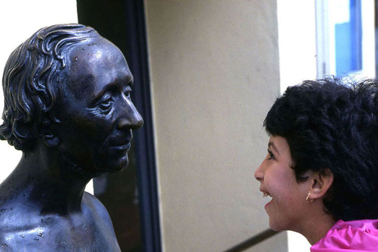 Histoire drôle Copenhague
Photo prise à Copenhague, devant le buste de l'écrivain Andersen
Mots-clés: Andersen Copenhague