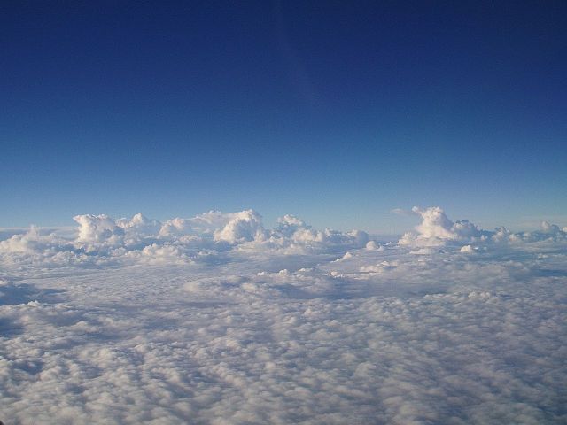 Nuages en allant vers New York
En vol, nuages en allant vers New York
Mots-clés: Nuage Nuages