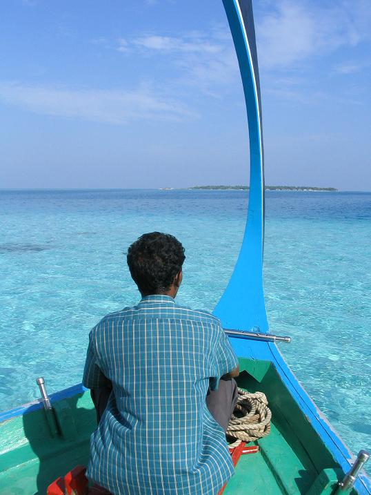 Dhoni aux Maldives, dans le bleu
 par YANN SENANT
Mots-clés: Dhoni Maldives