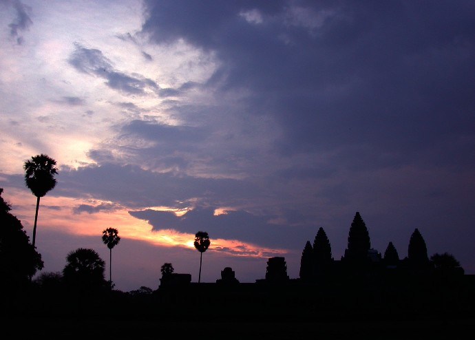 Angkor, Cambodge, le soleil se couche
Angkor, Cambodge
Mots-clés: Asie Angkor Cambodge soleil