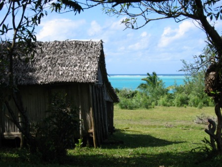 C'est beau Sainte MArie
Petite case en bord de plage sur l'ile de Sainte-Marie
Mots-clés: Madagascar Sainte-Marie