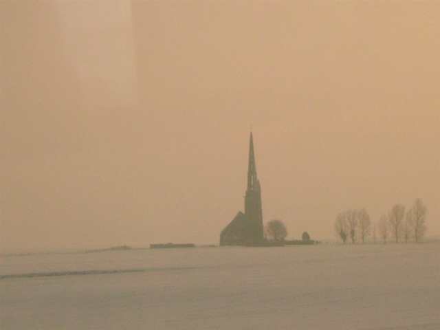 entre londres et paris sous la neige
