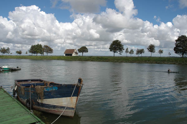 Le port
Prise en septembre 2004 à Saint Valéry Sur Somme
Mots-clés: Saint-Valéry-sur-Somme