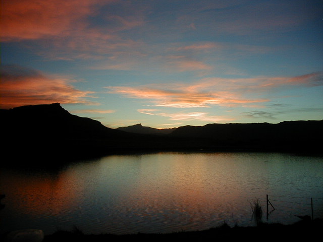 l'ETERNITE....
montagne du DRAKENSBERG
Mots-clés: Drakensberg Afrique-du-Sud
