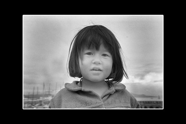 Pitchounette, Une petite superbement photogénique .....
Mots-clés: fille