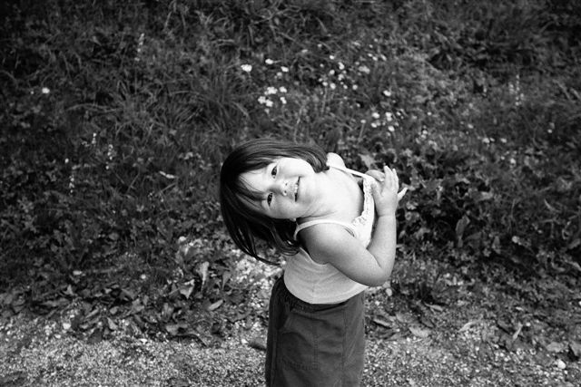 Pauline
Encore cette petite superbement photogénique
Mots-clés: Provence