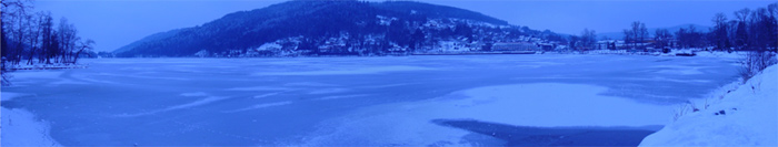 Lac de Gerardmer dans les vosges : grand froid
Lac gerardmer dans les vosges en hiver 2005
Mots-clés: Gerardmer Vosges panorama