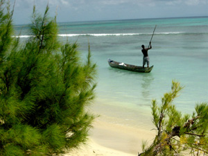 Piroguier
piroguier à Sainte Marie Madagascar
Mots-clés: Madagascar pirogue Sainte-Marie
