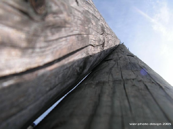 POTEAU
2 poteaux d'electrécité
Mots-clés: divers