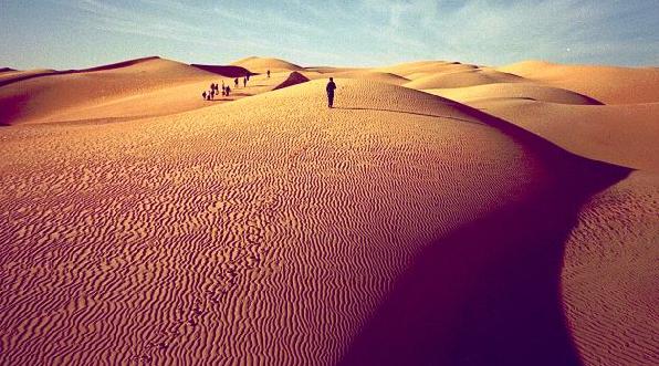 Bientôt le coucher du soleil .... dunes
bientot le coucher du soleil Mauritanie
Mots-clés: dunes Mauritanie