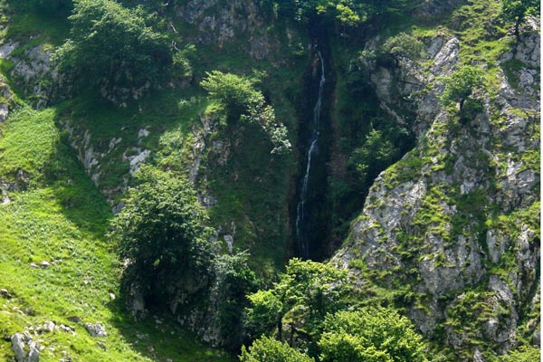 Cascade en Espagne
Cascade en Asturie (Espagne)
Mots-clés: Asturie cascade Espagne