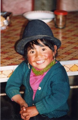 Alma Latacunga 1
petite indigene sur les hauteurs de la lagune de Quilotoa
Mots-clés: equateur indien indigene andes kichua quichua