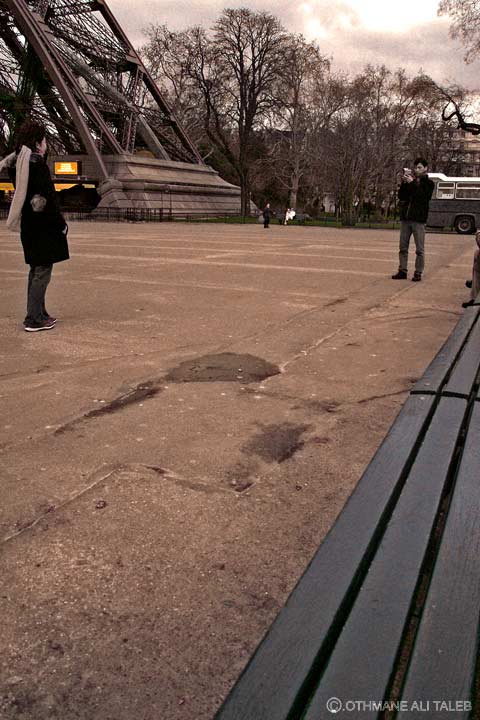 LOVE AT THE EIFFEL TOWER EN FRANCE
Mots-clés: Paris