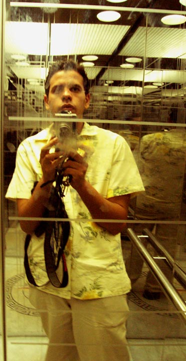 Bluephotographer c'est moi, othmane ali taleb...
Mots-clés: photographe