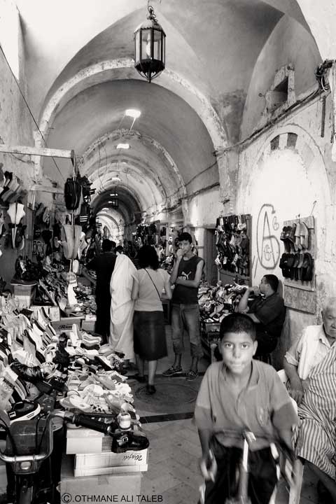 Dans le marché couvert de Kairouan, Tunisie
kairouan et ses marchés traditionels
Mots-clés: Tunisie Kairouan