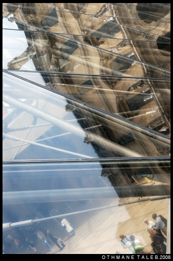 Reflexions urbaines : regards sur les échelles de l'homme
regards sur les échelles de l'homme dans l'urbain d'aujourd'hui
Mots-clés: pyramide louvre Paris France
