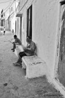 trois-generations-dans-un-village de tunisie.jpg