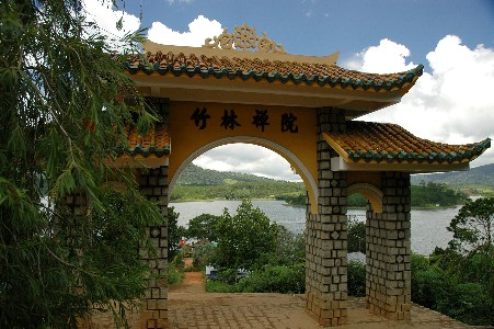 Entrez en méditation. Centre de méditation, Vietnam
Mots-clés: Vietnam