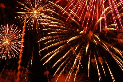 Fleurs de lumière. Feu d'artifice en Avignon
Mots-clés: feu artifice