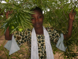 Bernice, jeune écolière béninoise de 12 ans, Bénin
Mots-clés: Bénin fille