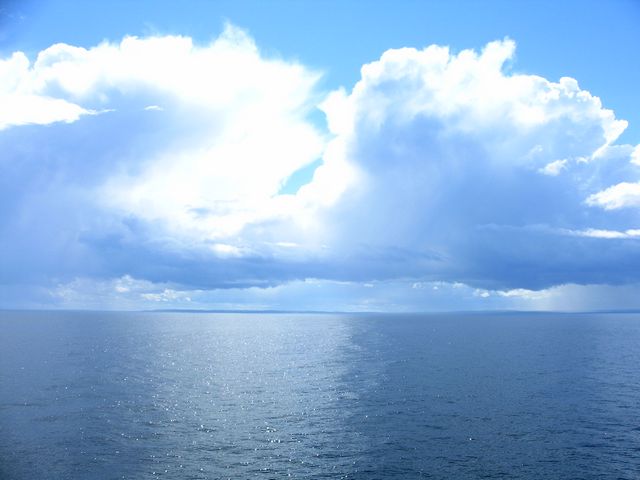 lac Ladoga, RUSSIE
Navigation sur le lac Ladoga où l'eau et le ciel ne forment plus qu'un
Mots-clés: Russie Ladoga