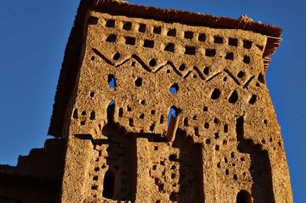 sculpture de pisé Hait Benadou
dynax 7d
Mots-clés: hait Benadou Maroc