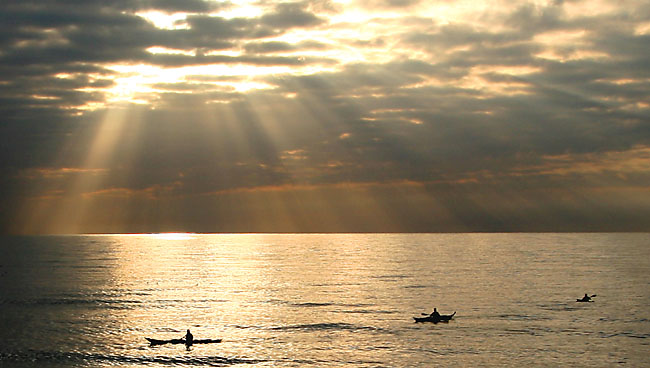 Retour de promenade
promenade en kayak dans la Manche
Mots-clés: Manche kayak canoe mer