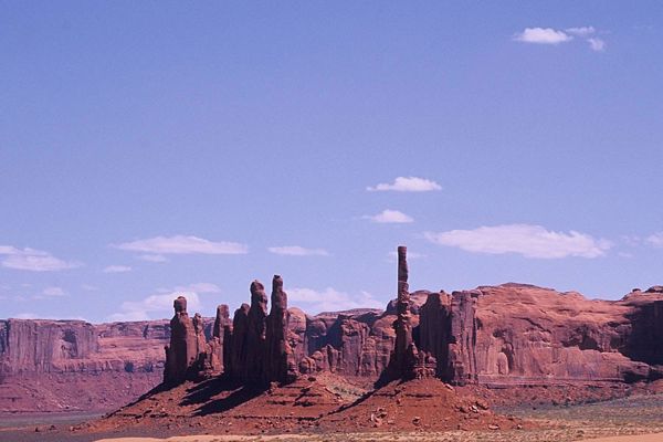 Cheminées de Monument Valley, USA
Mots-clés: Etats-Unis