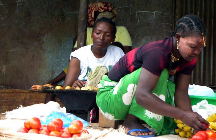 Femmes mahoraises, Mayotte France
          
Mots-clés: Mayotte France