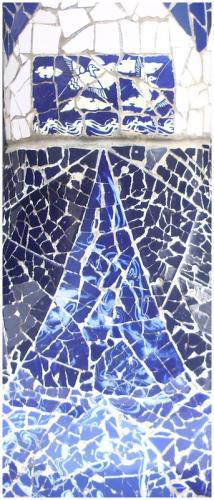 Parc Güell - Mosaïque dans les tons bleus, Barcelone
Mots-clés: Barcelone Parc Güell