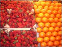 La_Boqueria_-_FraisesOranges.JPG