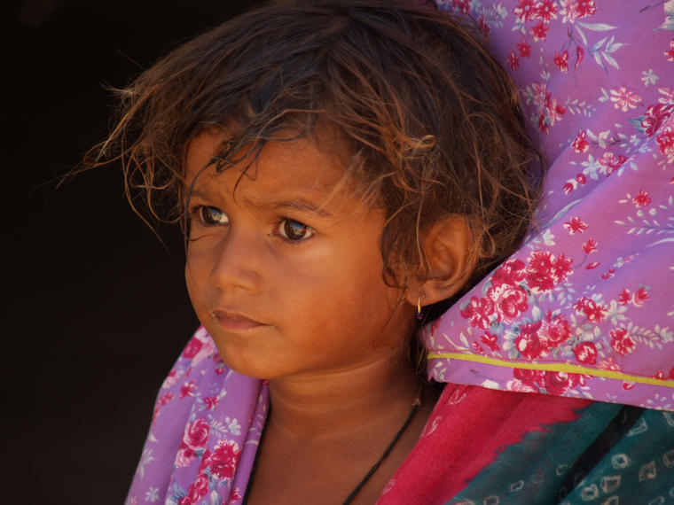 Gamine :-) Bikaner Jaisalmer, Inde
Mots-clés: Inde