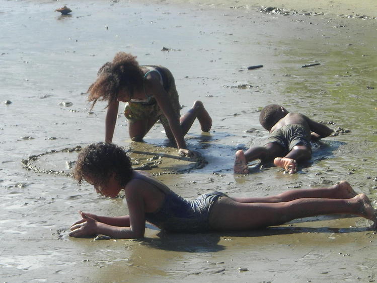 Jeux d'enfants dans la rivière en République Dominicaine
Mots-clés: République-Dominicaine