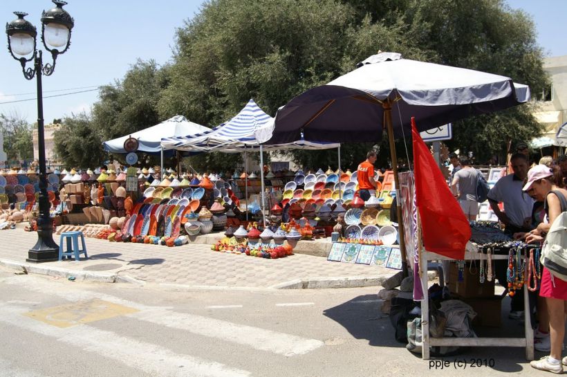 Exposition artisanale au Maghreb
Mots-clés: Maghreb