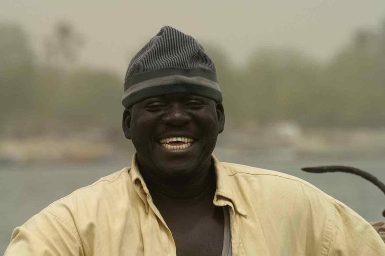 Sourire du piroguier en allant au campement Hakuna Matata
Mots-clés: Senegal