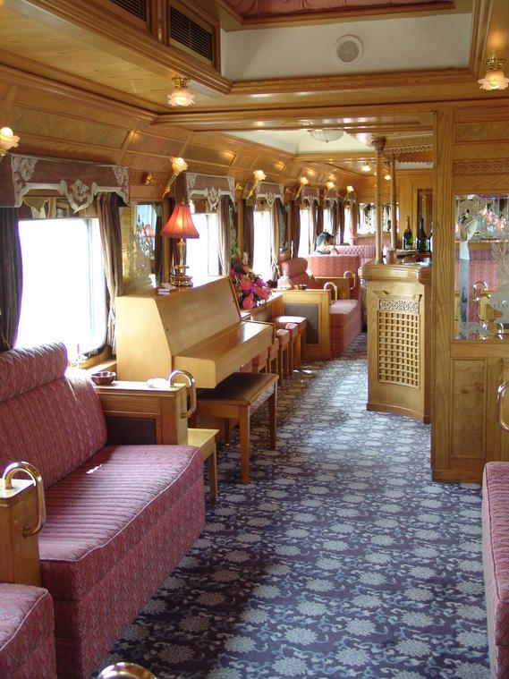 wagon bar - eastern express
