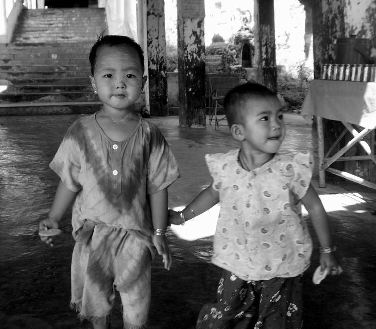 Elie Birmanie
Mots-clés: Birmanie