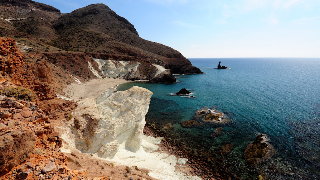 Cabo de Gata Playa
Plage d'origine volcanique
