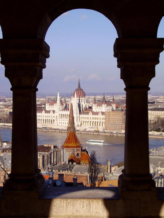 Vue sur le parlement de Budapest
Photo prise du Havre des pêcheurs
