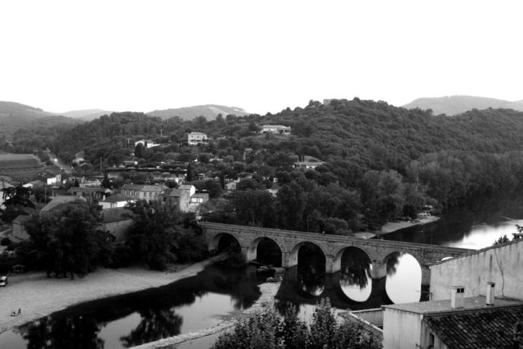 Roquebrun, le pont sur l'Orb -  Hérault, Languedoc-Roussillon.
Dans le Languedoc-Roussilon
