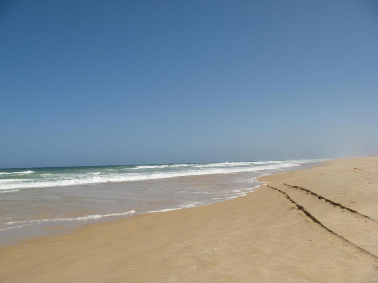 Plage atlantique au Sénégal
Mots-clés: plage sénégal atlantic