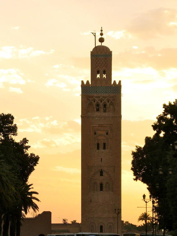 Minaret sous ciel de sable rouge, Maroc
Mots-clés: Maroc